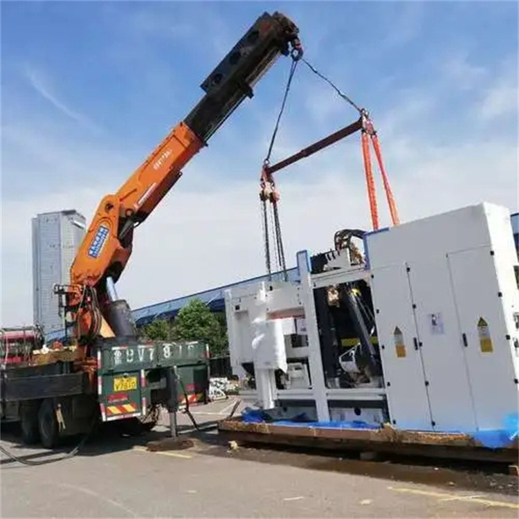 沅江附近小吊车联系方式|8-16吨|本地及时服务